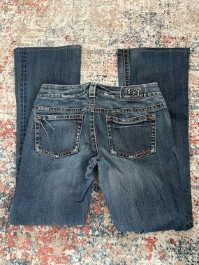 1921 Women's Boot Cut Jeans in Dark Blue Wash
